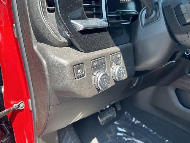 new 2025 GMC Sierra 2500 car, priced at $70,575