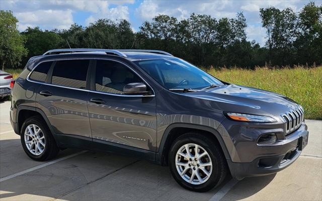 used 2017 Jeep Cherokee car, priced at $14,499