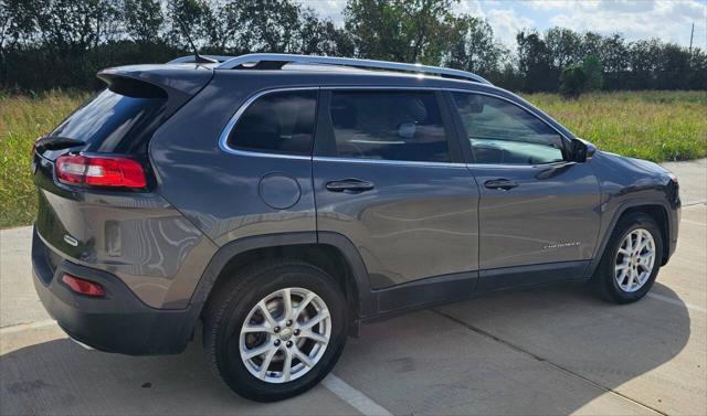 used 2017 Jeep Cherokee car, priced at $14,499