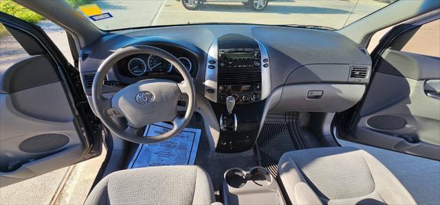 used 2006 Toyota Sienna car, priced at $7,995