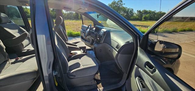 used 2006 Toyota Sienna car, priced at $7,995