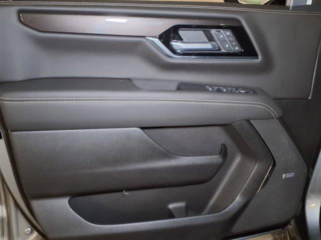 new 2025 GMC Yukon car, priced at $69,910