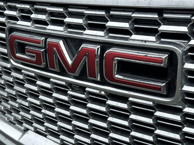 used 2023 GMC Yukon XL car, priced at $61,997