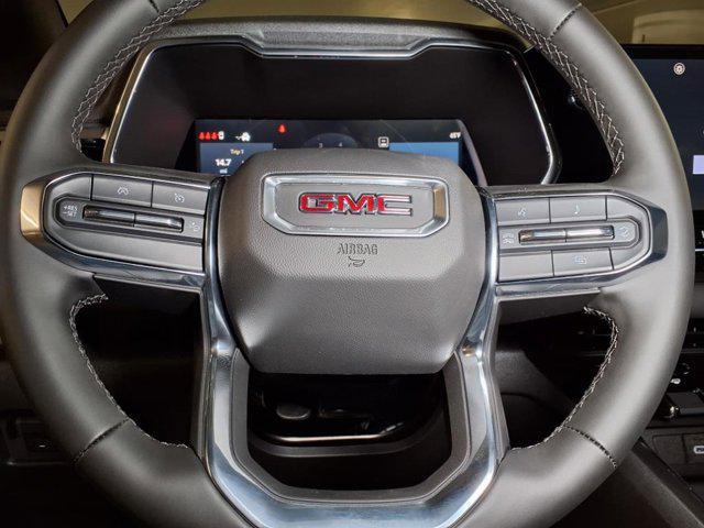 new 2025 GMC Canyon car, priced at $40,115