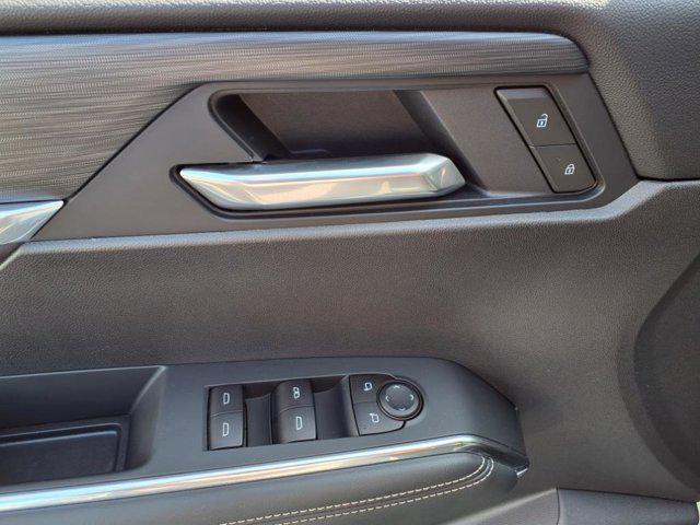 used 2025 GMC Acadia car, priced at $42,111