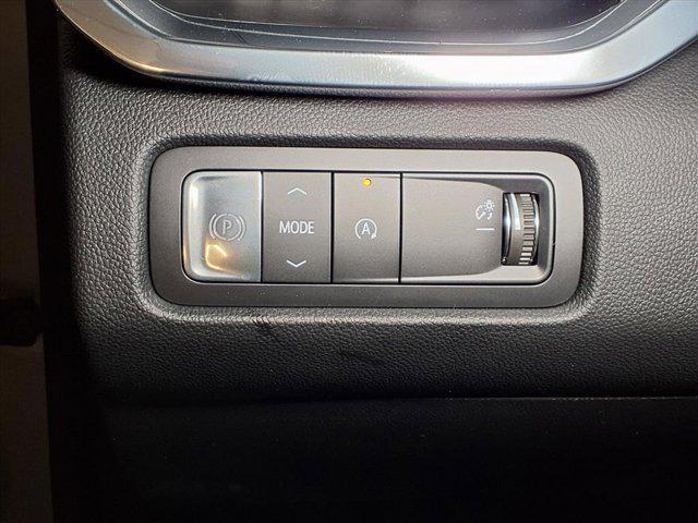 new 2026 GMC Acadia car, priced at $44,722