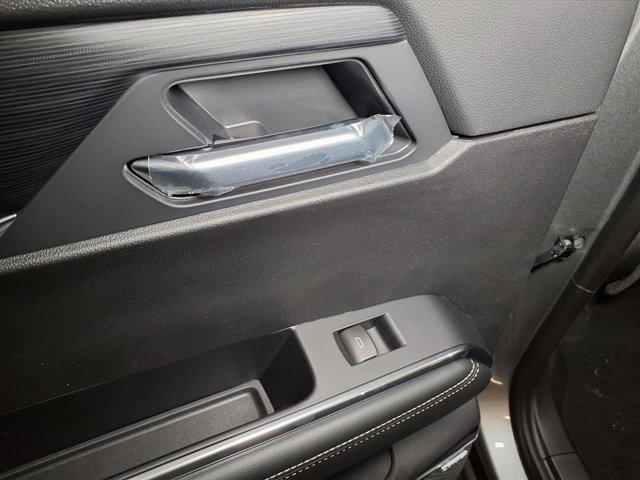 new 2026 GMC Acadia car, priced at $44,722