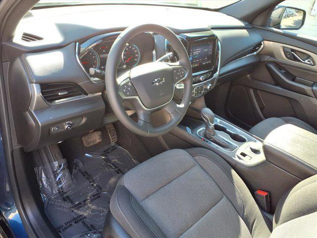 used 2023 Chevrolet Traverse car, priced at $29,888