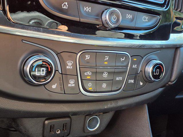 used 2023 Chevrolet Traverse car, priced at $29,888