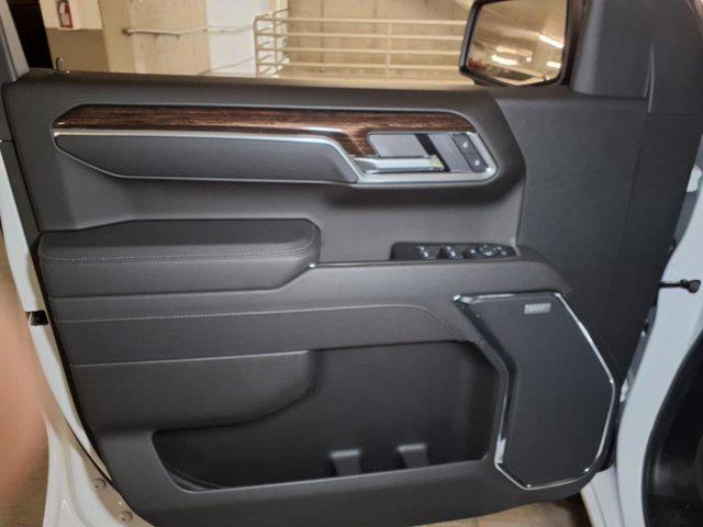 new 2025 GMC Sierra 1500 car, priced at $64,280