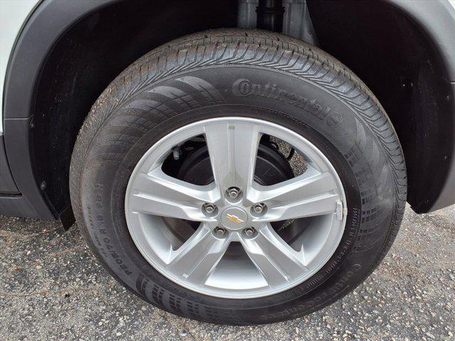 used 2022 Chevrolet Trax car, priced at $15,995