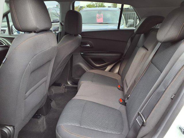 used 2022 Chevrolet Trax car, priced at $15,995