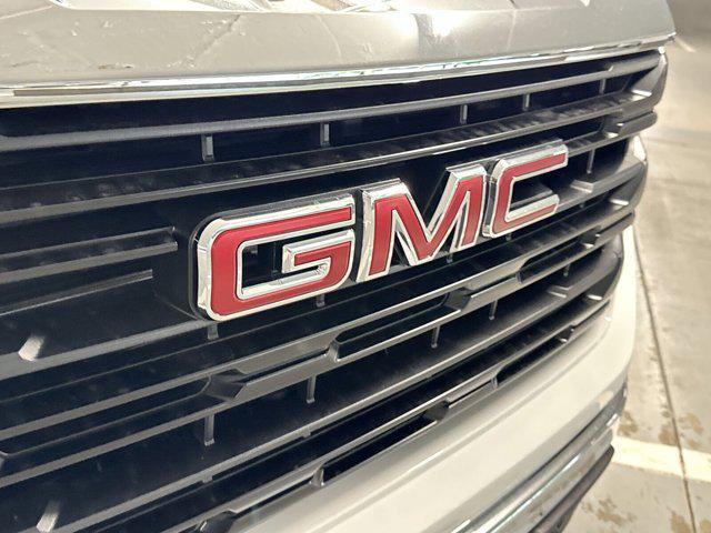 new 2024 GMC Sierra 1500 car, priced at $44,900