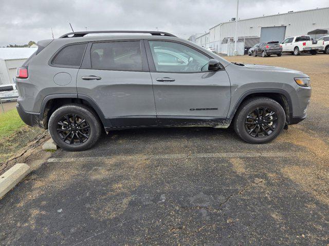 used 2023 Jeep Cherokee car, priced at $23,790