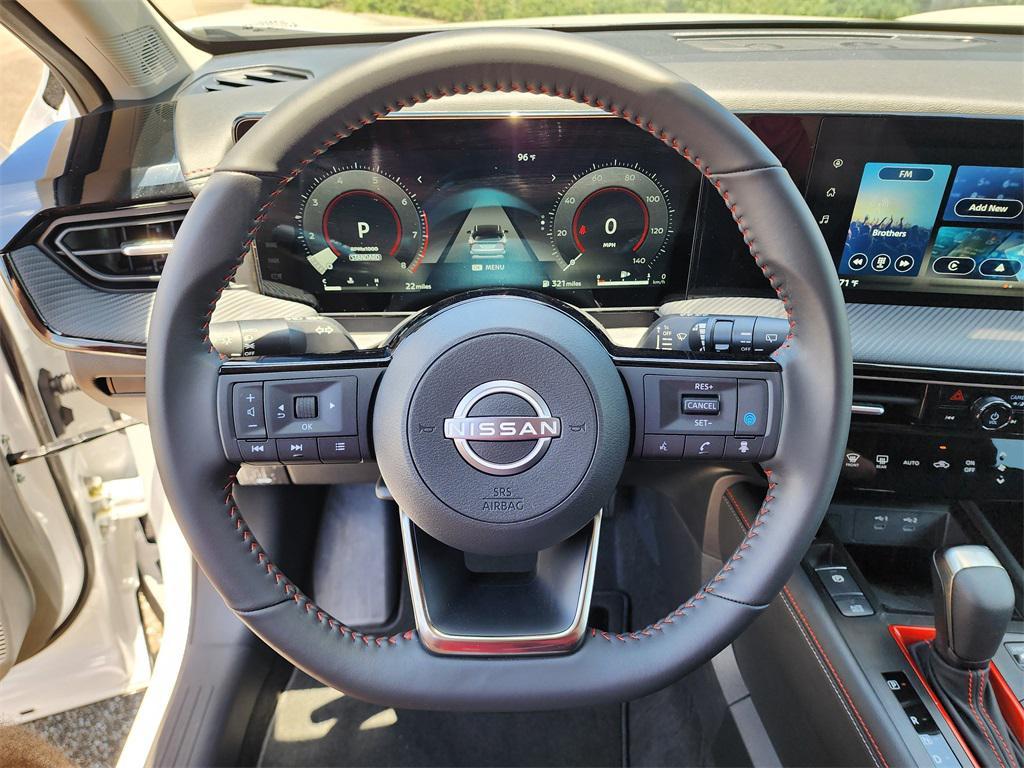 new 2025 Nissan Kicks car, priced at $27,583