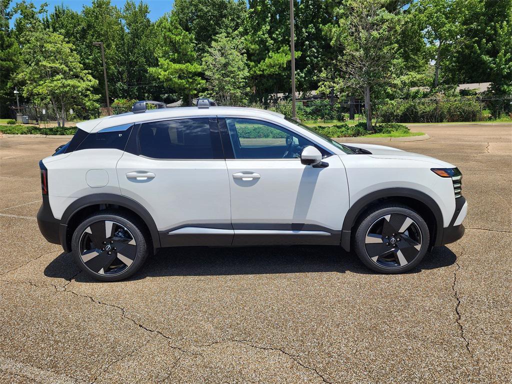 new 2025 Nissan Kicks car, priced at $27,583
