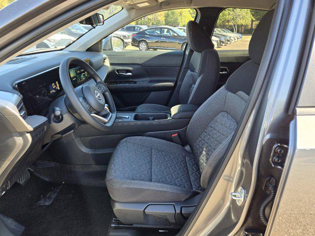 new 2025 Nissan Kicks car, priced at $27,600