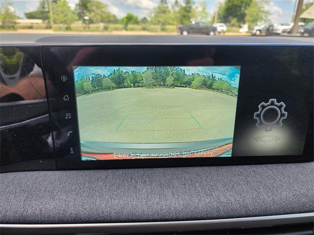 new 2025 Nissan Kicks car, priced at $24,431