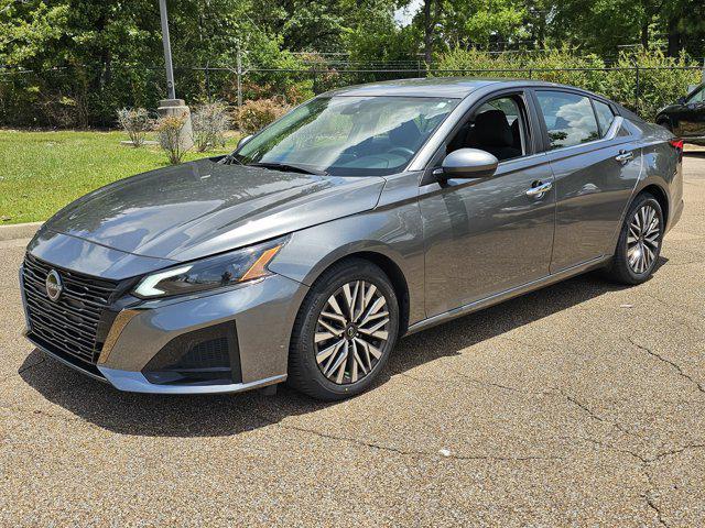 used 2023 Nissan Altima car, priced at $21,426