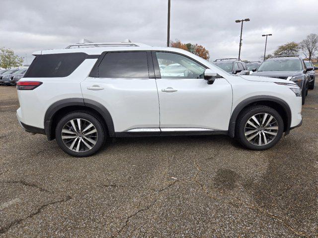 new 2025 Nissan Pathfinder car, priced at $49,721