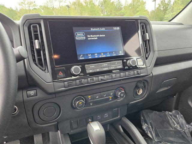 new 2025 Nissan Frontier car, priced at $33,695