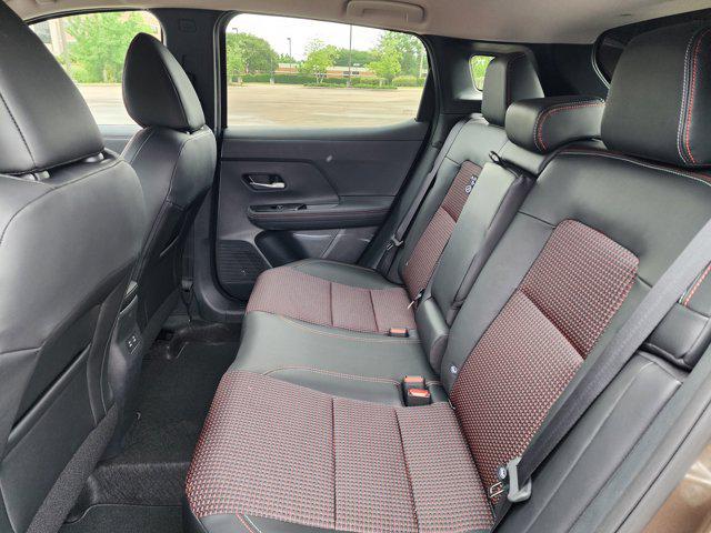 new 2025 Nissan Kicks car, priced at $27,724
