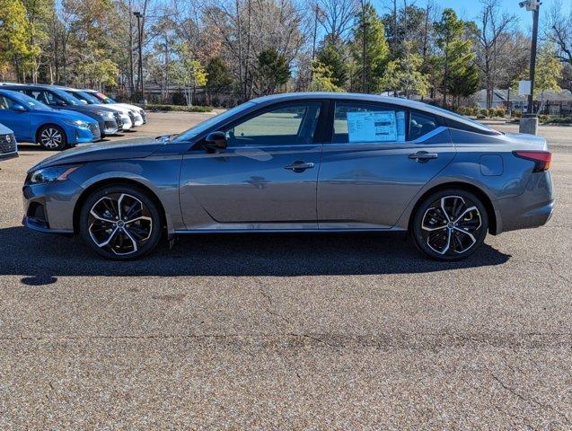 new 2024 Nissan Altima car, priced at $26,917