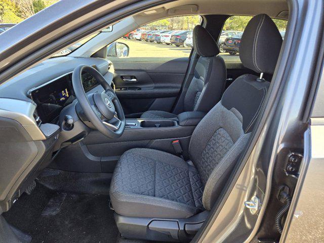 new 2025 Nissan Kicks car, priced at $25,575