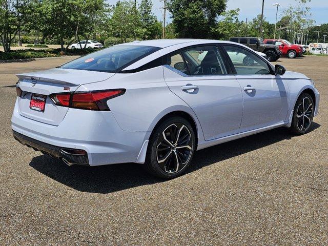 new 2024 Nissan Altima car, priced at $28,922