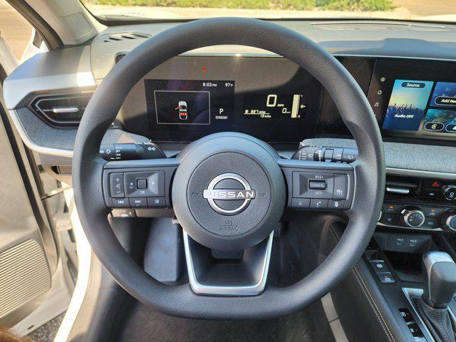 new 2025 Nissan Kicks car, priced at $26,431