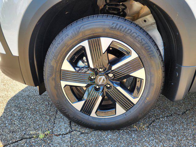 new 2025 Nissan Kicks car, priced at $26,431