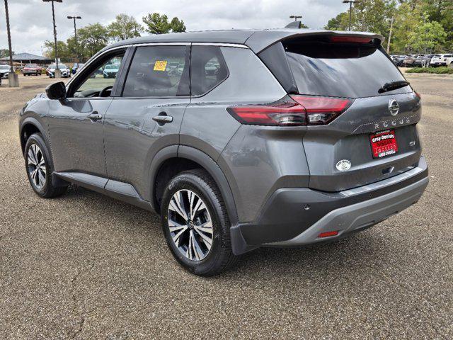 used 2021 Nissan Rogue car, priced at $19,727