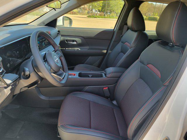 new 2025 Nissan Kicks car, priced at $28,397