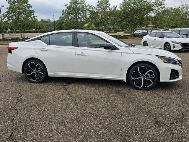 new 2024 Nissan Altima car, priced at $28,279