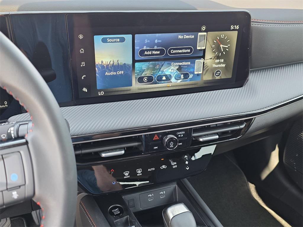 new 2025 Nissan Kicks car, priced at $27,703