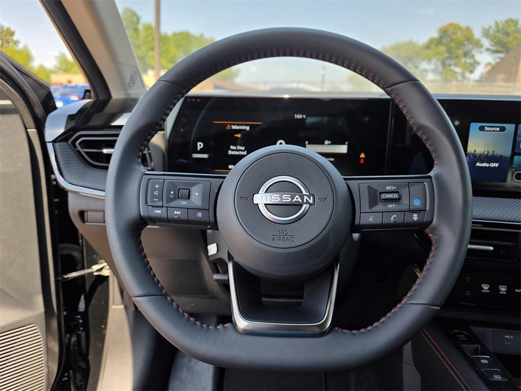 new 2025 Nissan Kicks car, priced at $27,703