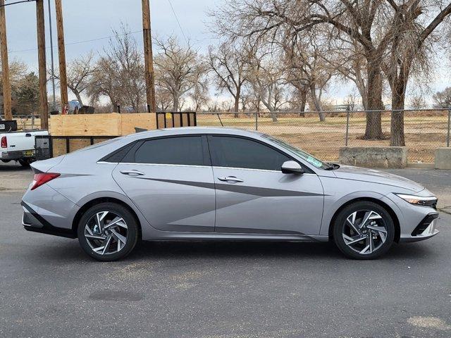 new 2025 Hyundai Elantra car, priced at $27,067