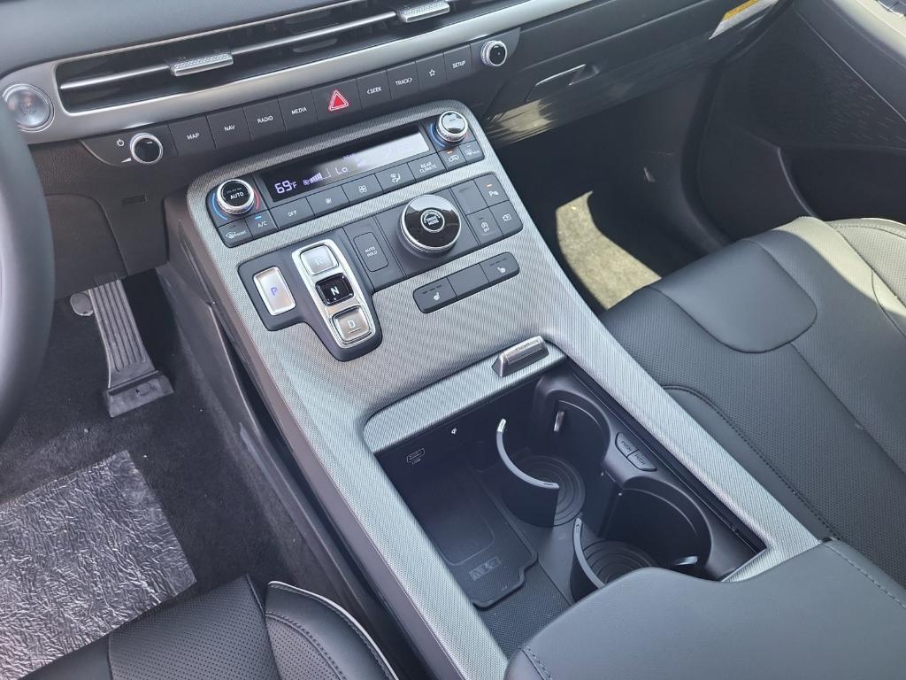 new 2025 Hyundai Palisade car, priced at $43,280