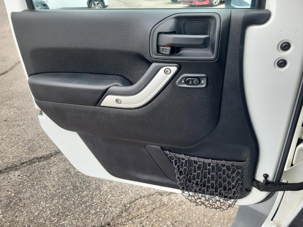 used 2013 Jeep Wrangler Unlimited car, priced at $16,282