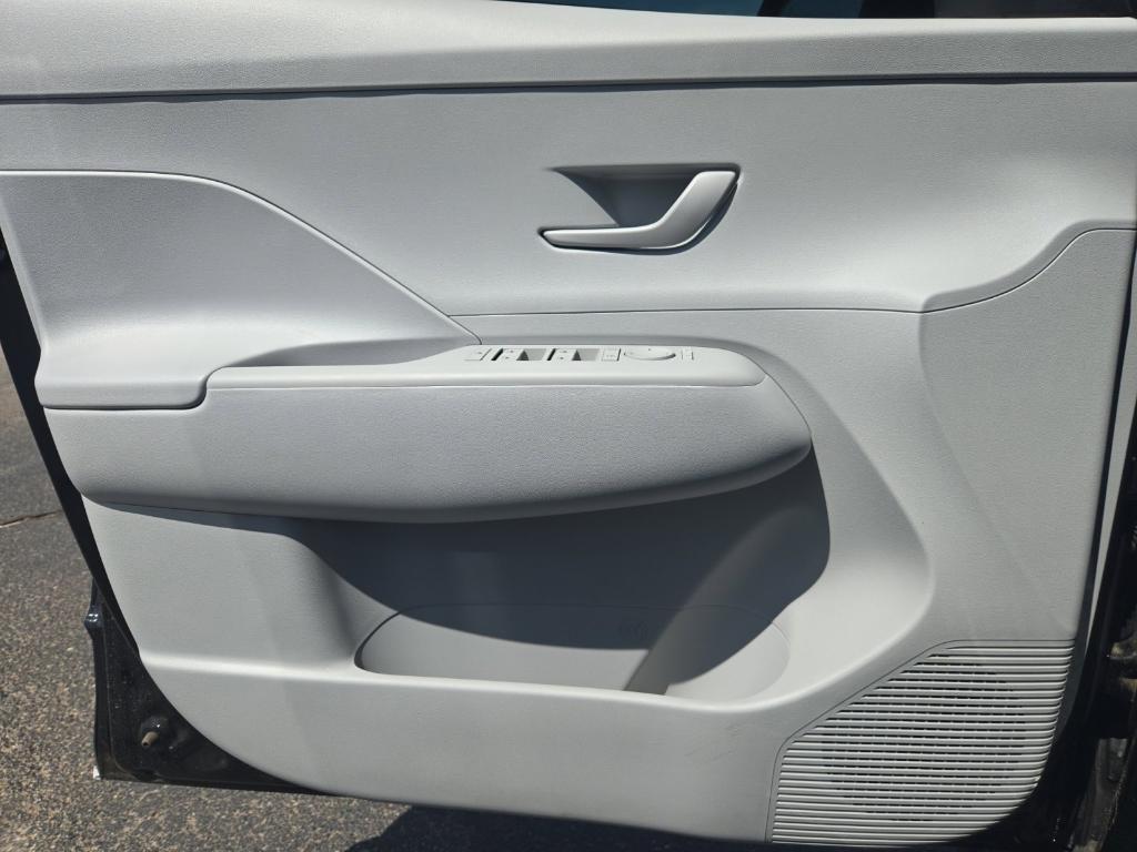 new 2025 Hyundai Kona EV car, priced at $31,646