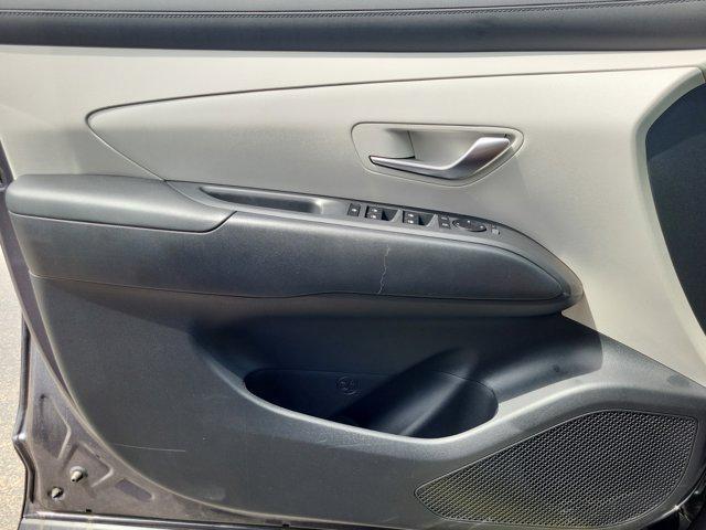 new 2025 Hyundai TUCSON Hybrid car, priced at $31,484