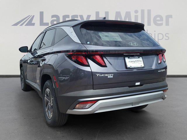 new 2025 Hyundai TUCSON Hybrid car, priced at $31,484