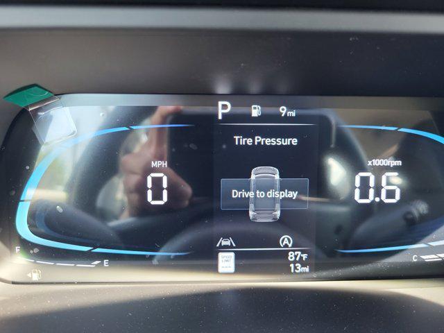 new 2025 Hyundai Elantra car, priced at $23,565