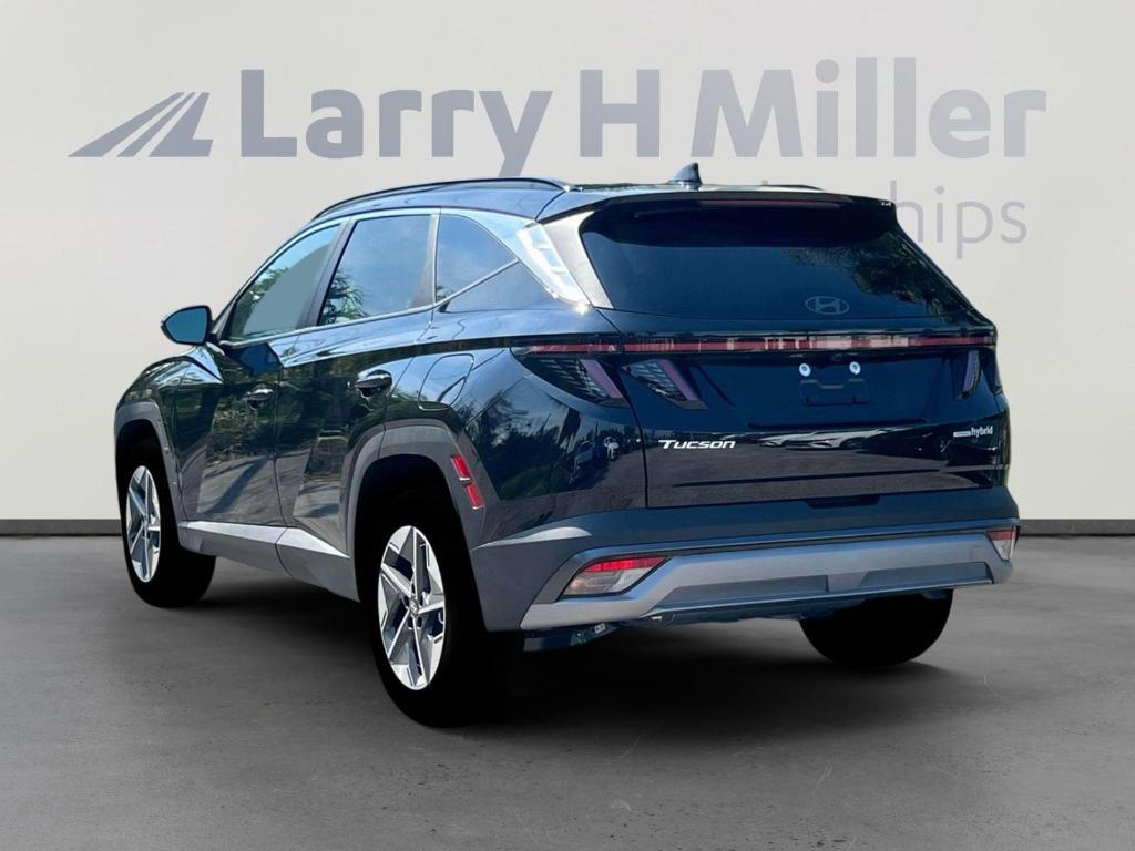 new 2025 Hyundai TUCSON Hybrid car, priced at $35,457
