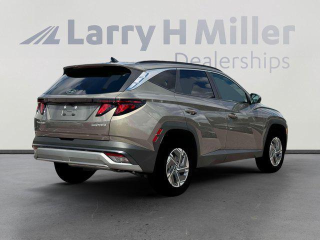 new 2025 Hyundai TUCSON Hybrid car, priced at $33,639