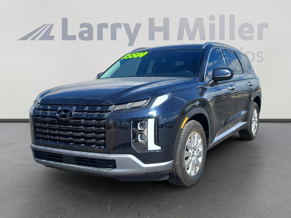 used 2023 Hyundai Palisade car, priced at $34,000