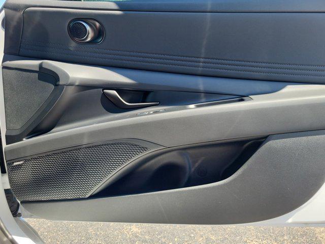 new 2025 Hyundai ELANTRA HEV car, priced at $30,177