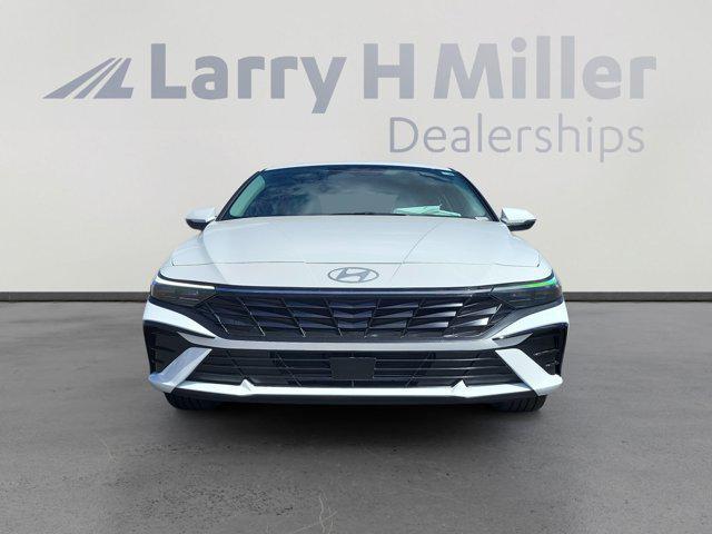 new 2025 Hyundai Elantra car, priced at $27,784