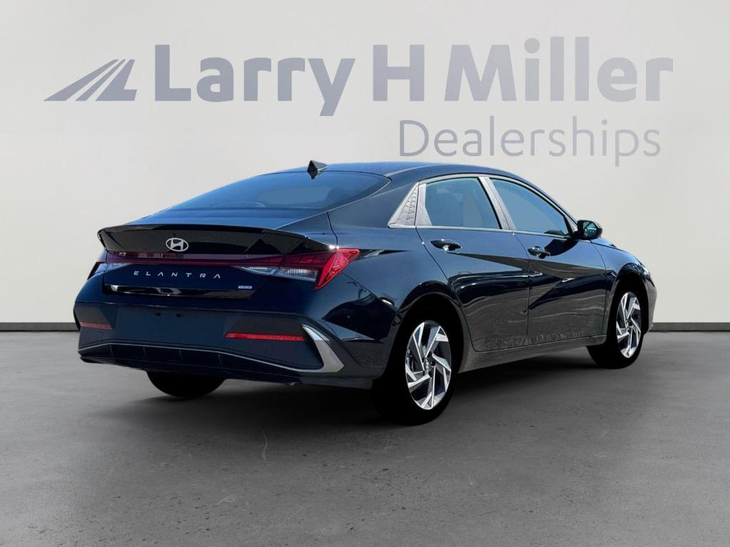 new 2025 Hyundai ELANTRA HEV car, priced at $26,767