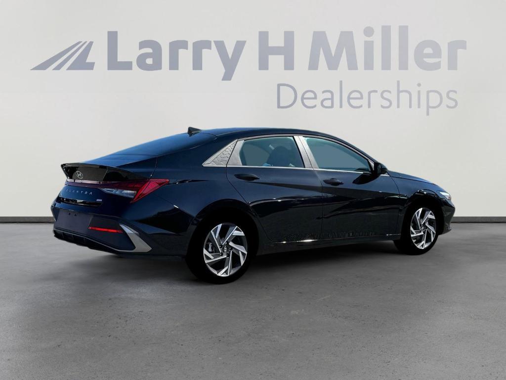 new 2025 Hyundai ELANTRA HEV car, priced at $26,767